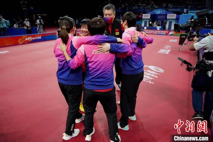 国乒女团世乒赛夺冠再现奥运温情瞬间：队员称