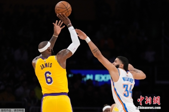 数字之夜：詹姆斯凭后仰跳投突破38388分，成为