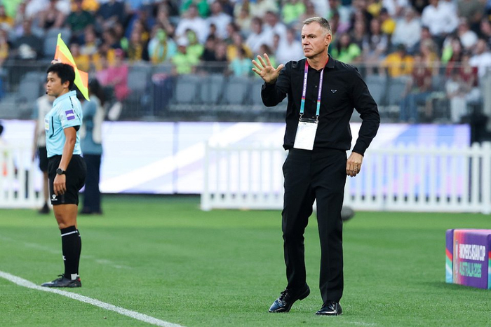 中国女足卫冕梦碎 首战失利暴露主帅执教短板