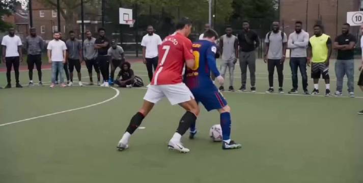 斯瓦泰克结束与费塞特合作，梅西30码任意球逆转