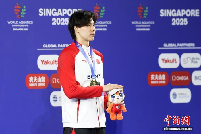 跳水名将折戟世锦赛 墨西哥首夺金牌 覃海洋蛙泳