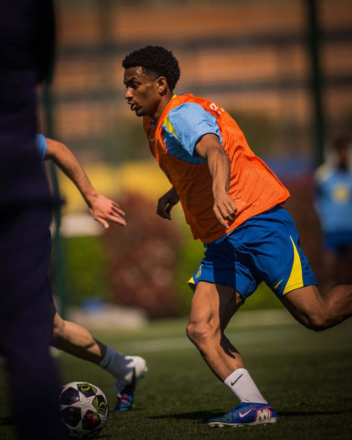 巴萨欧冠备战首日训练曝光 球员状态引关注