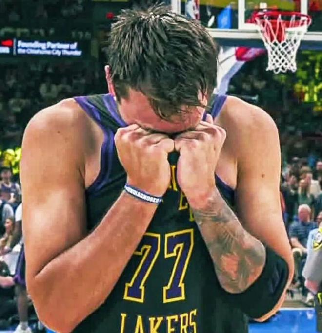 雷霆血虐湖人43分 东契奇伤退冲击季后赛资格